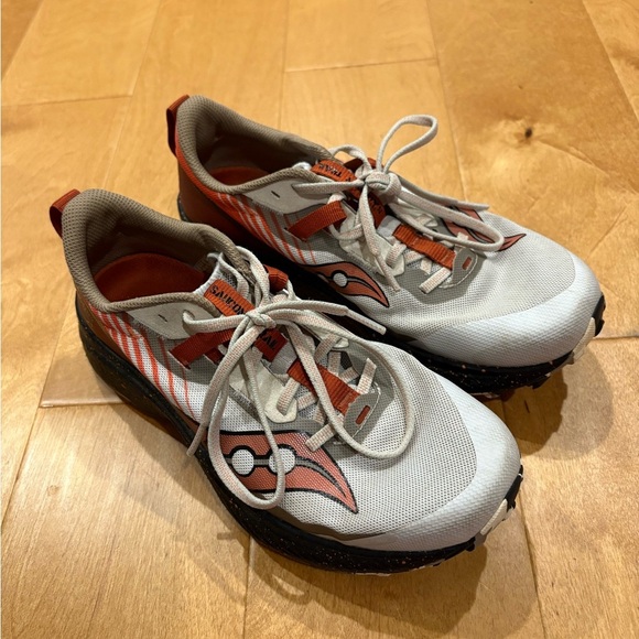 Saucony WOMEN'S ENDORPHIN EDGE running shoes sneakers sz 8 - Picture 2 of 9